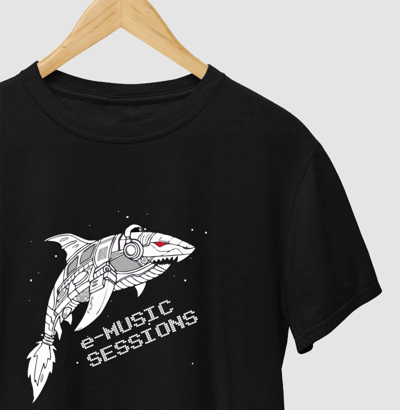 Camisas Mas e Fem Disponíveis