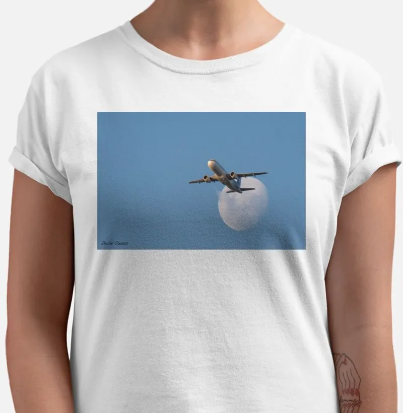 Camiseta avião com Lua 