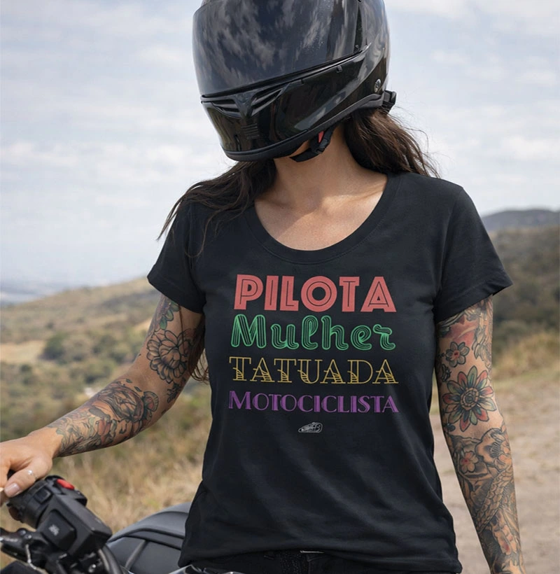 Pilota Mulher Tatuada Motociclista 