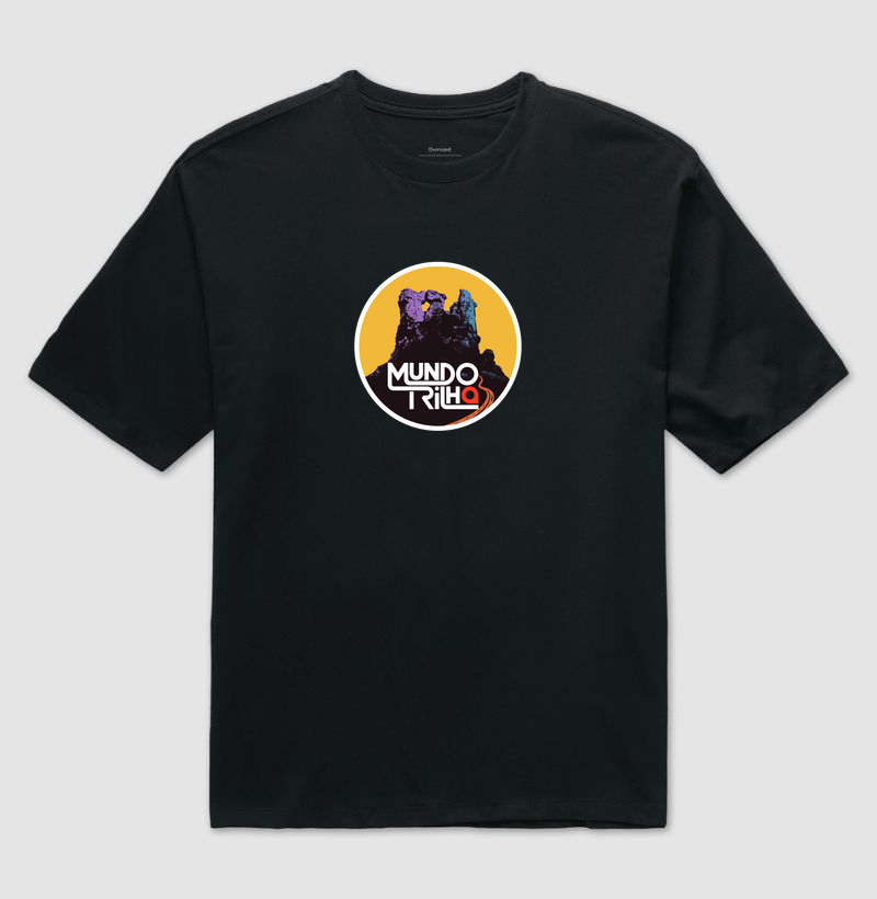 Camiseta Mundo Trilha Cachorrinhos - Oversized