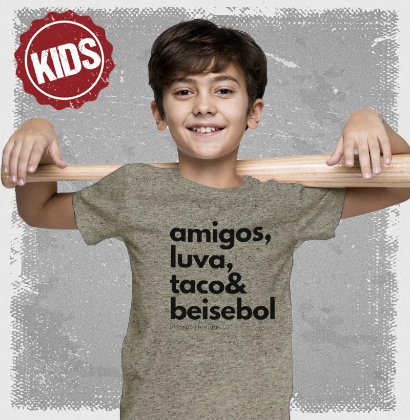 Camiseta Amigos, luva, taco & beisebol