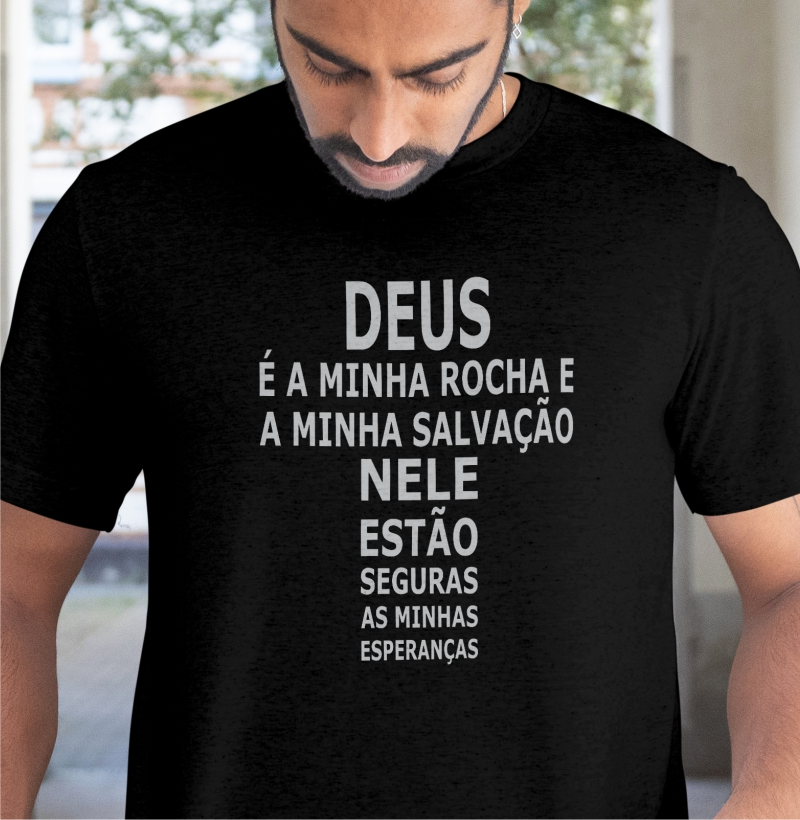 Camiseta frase Deus