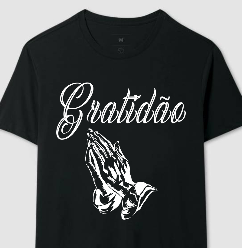 Camiseta modelo - Gratidão