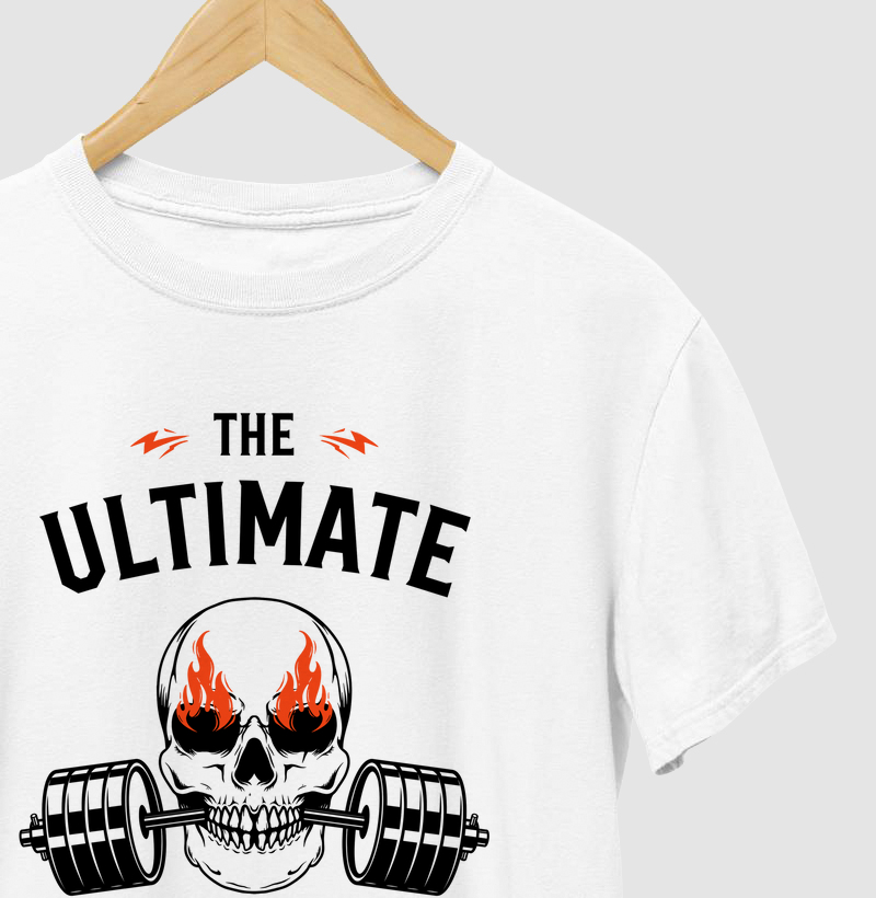 Camiseta The Ultimate Deadlifter ela é perfeita para mostrar que você é o(a) definitivo(a) no deadlift! 🏋️‍♂️🔥