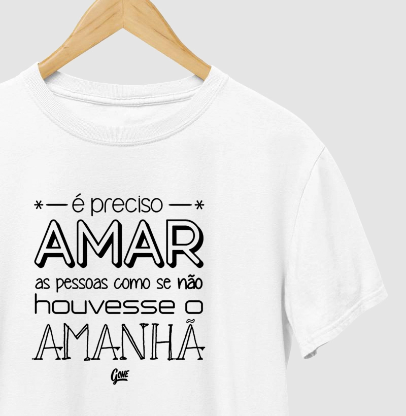 É Preciso amar