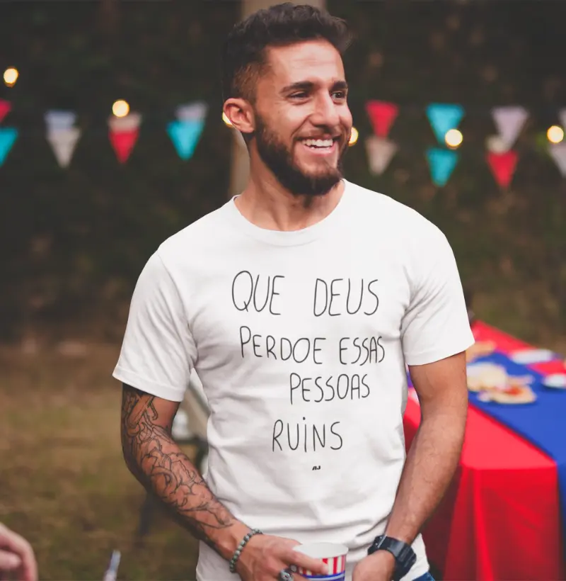Que Deus Perdoe Essas Pessoas Ruins
