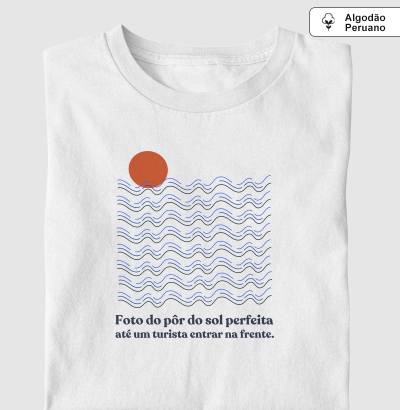 Foto do pôr do sol perfeita até um turista entrar na frente - Algodão premium peruano