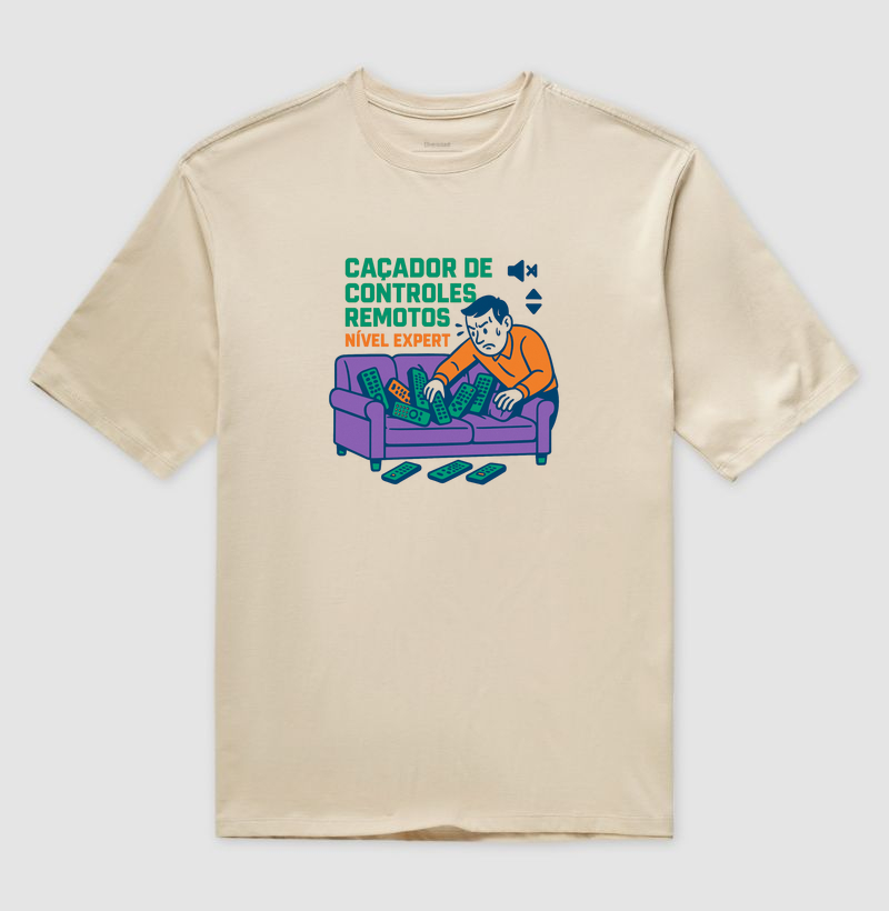 Camiseta Oversized Caçador de controle remoto