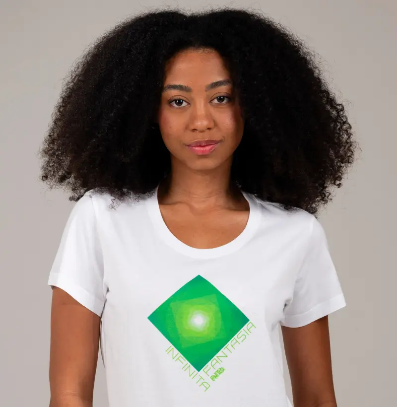 T-SHIRT "INFINITA FANTASIA" / VERDE - ESTAMPA MÉDIA