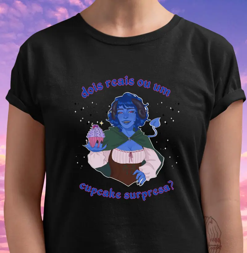 Camiseta Cupcake Surpresa 