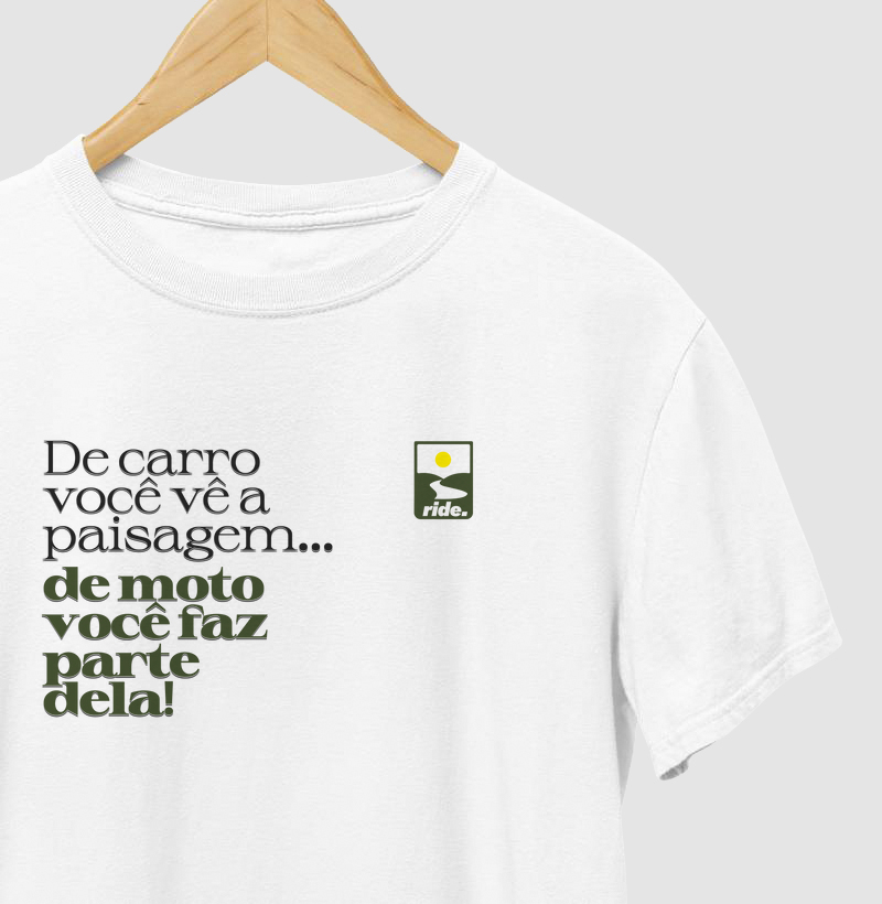 De carro você a paisagem, mas de moto!