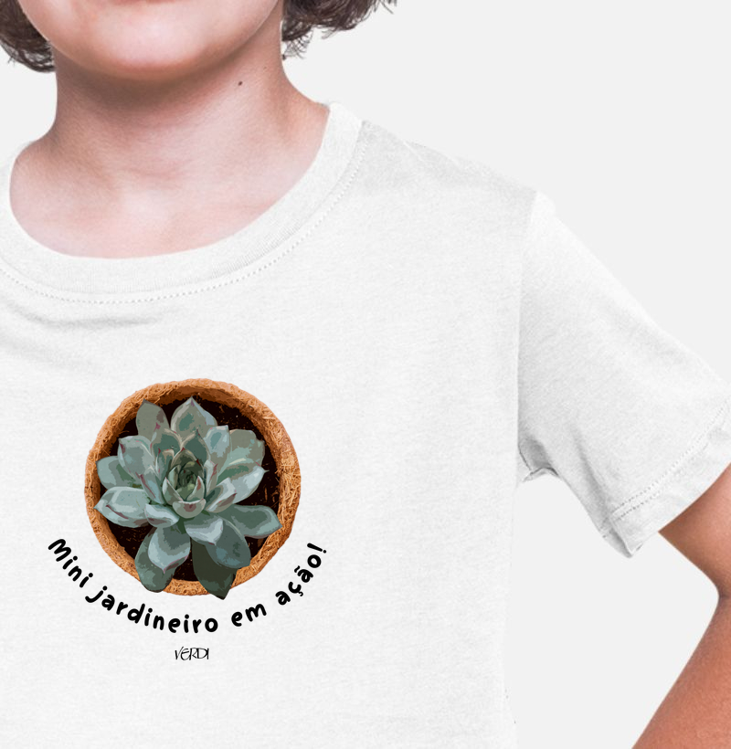 Mini jardineiro em ação