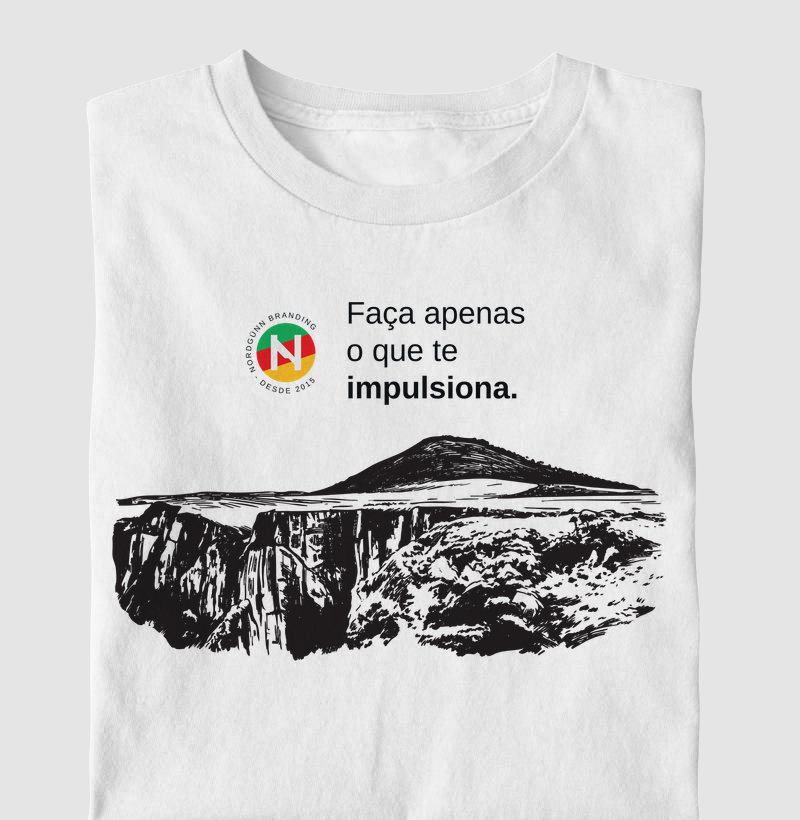 Camiseta Pico do Monte Negro Infantil