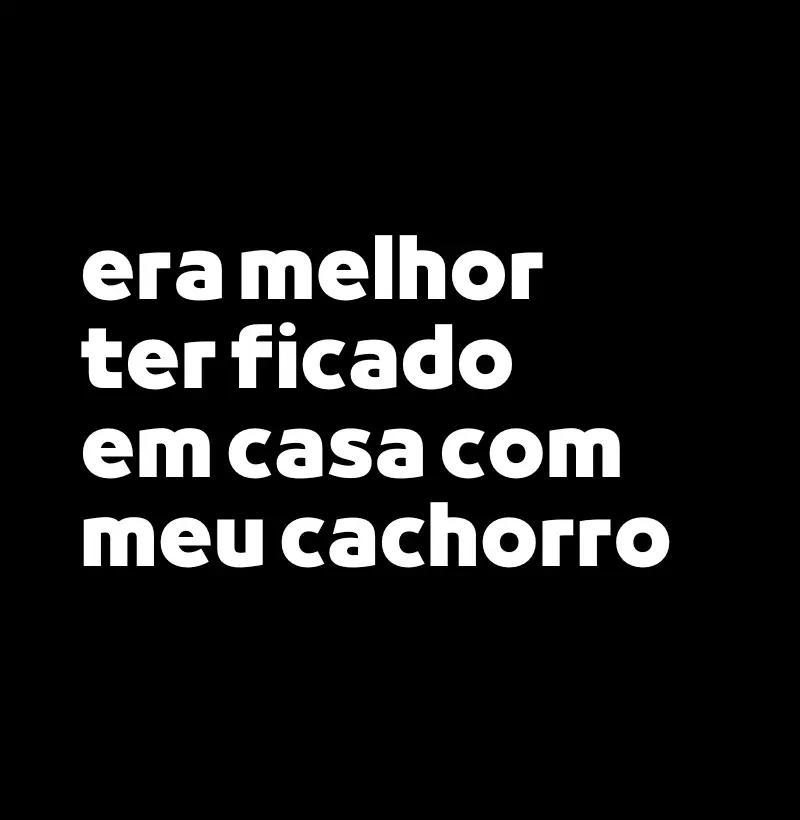 Em Casa Com Cachorro