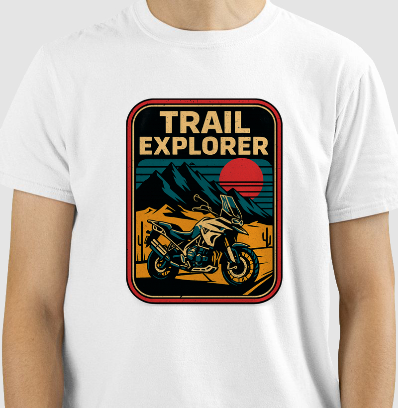 Camiseta Trail Explorer - Moto Aventura e Natureza Retrô
