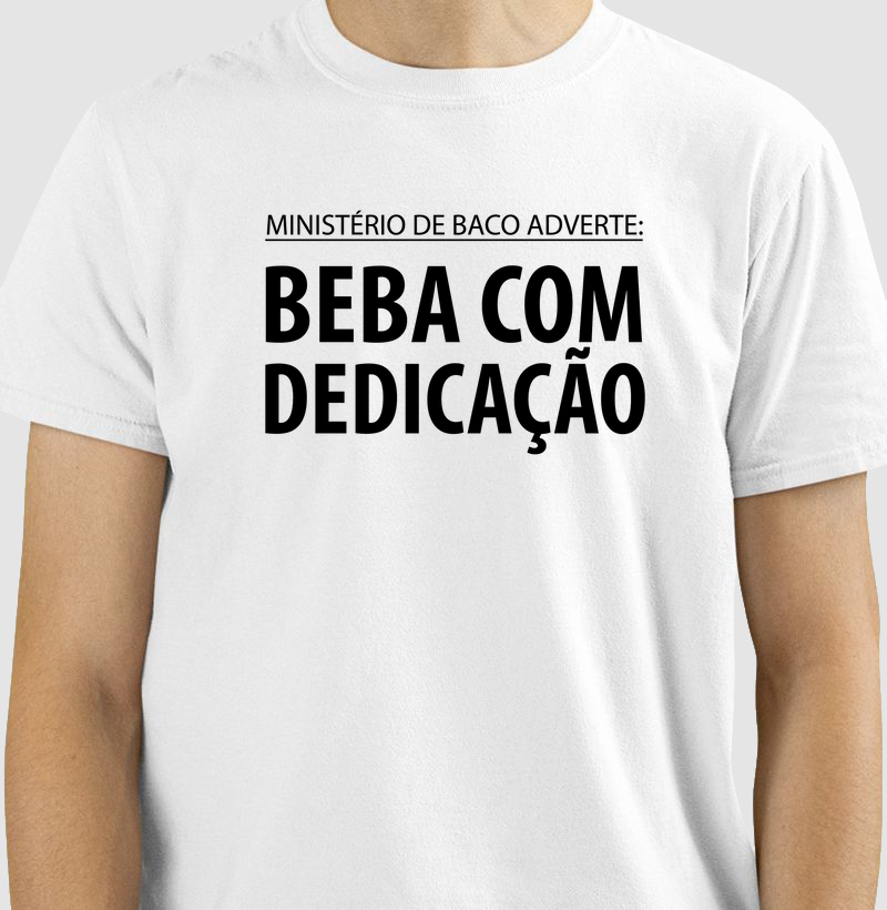 Beba com dedicação claras