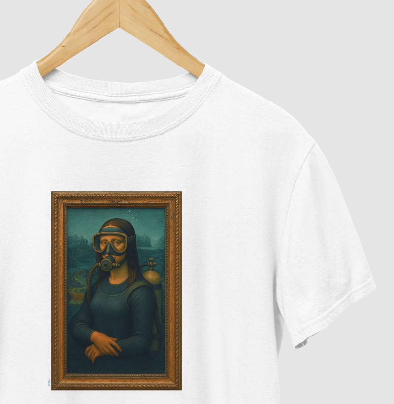 Mona Diver