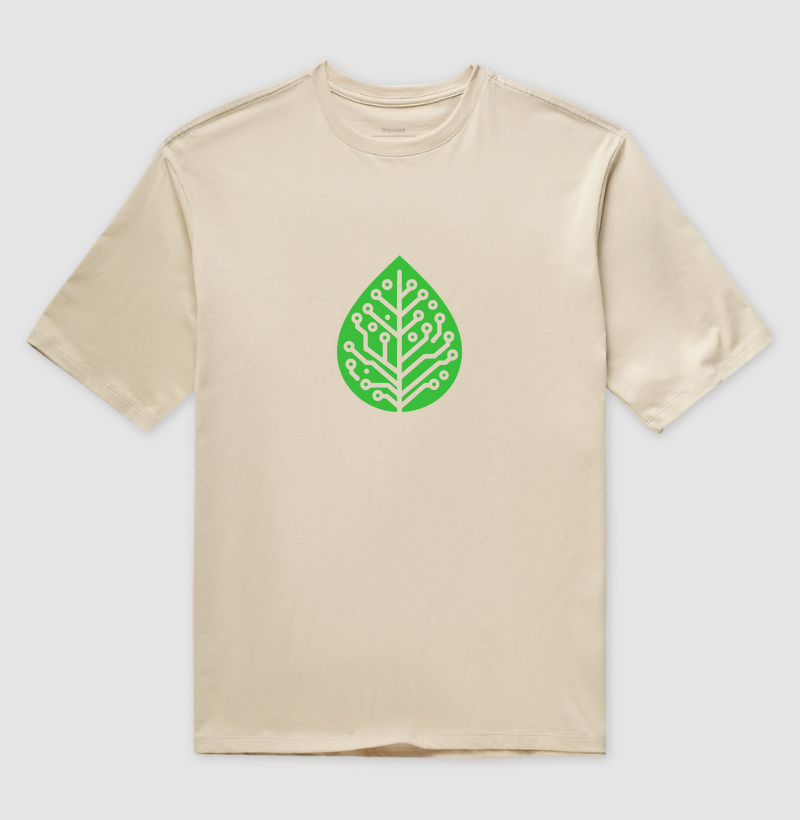 Conexão Verde: Camiseta Oversized - Estampa Tech Sustentável