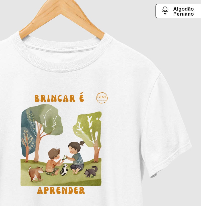 Camiseta Premium KIRI - Brincar é Aprender