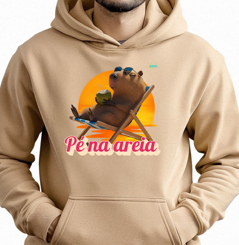 Capivara pé na areia
