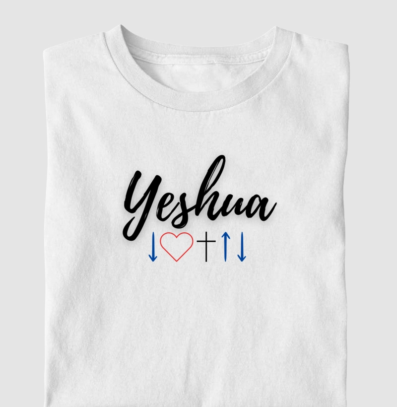 Camiseta cristã marca Eterno King com frases de fé "Yeshua" em letras pretas