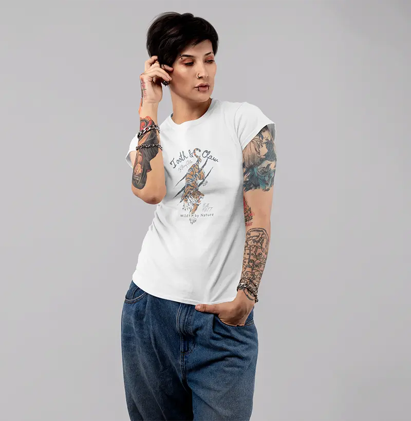 Camiseta Tooth & Claw