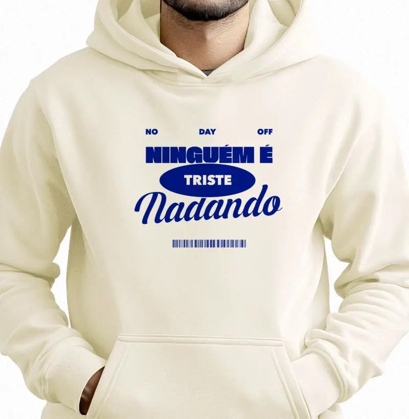 NINGUEM E TRISTE NADANDO