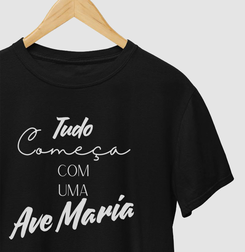 "Tudo Começa Com Uma Ave Maria"