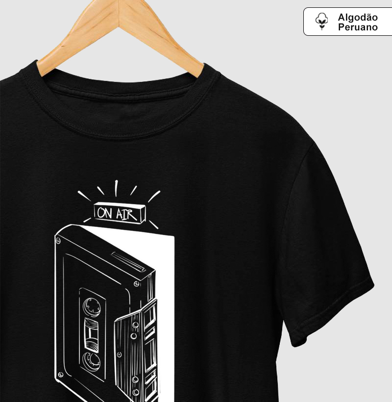 Fita cassete à mão