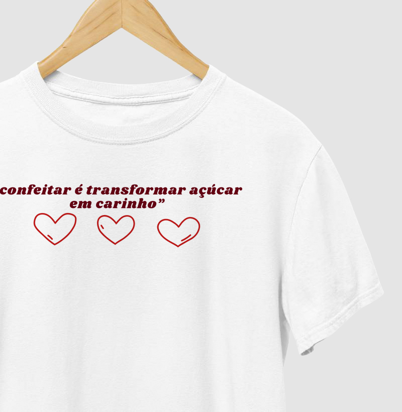 T-shirt confeitar é transformar
