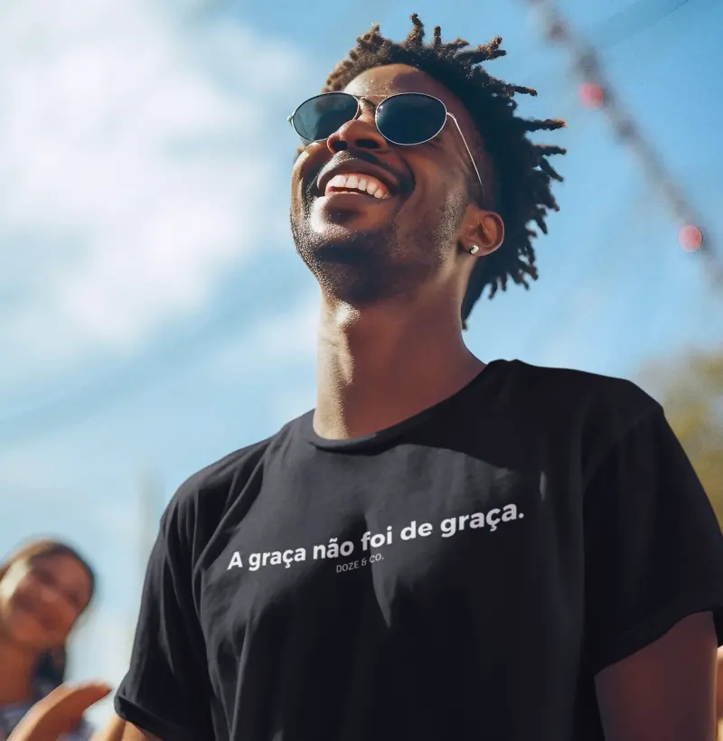 Camiseta Graça