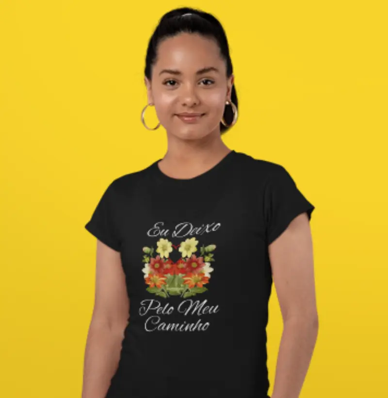 Camiseta Feminina Flores Pelo Caminho Moda Fashion