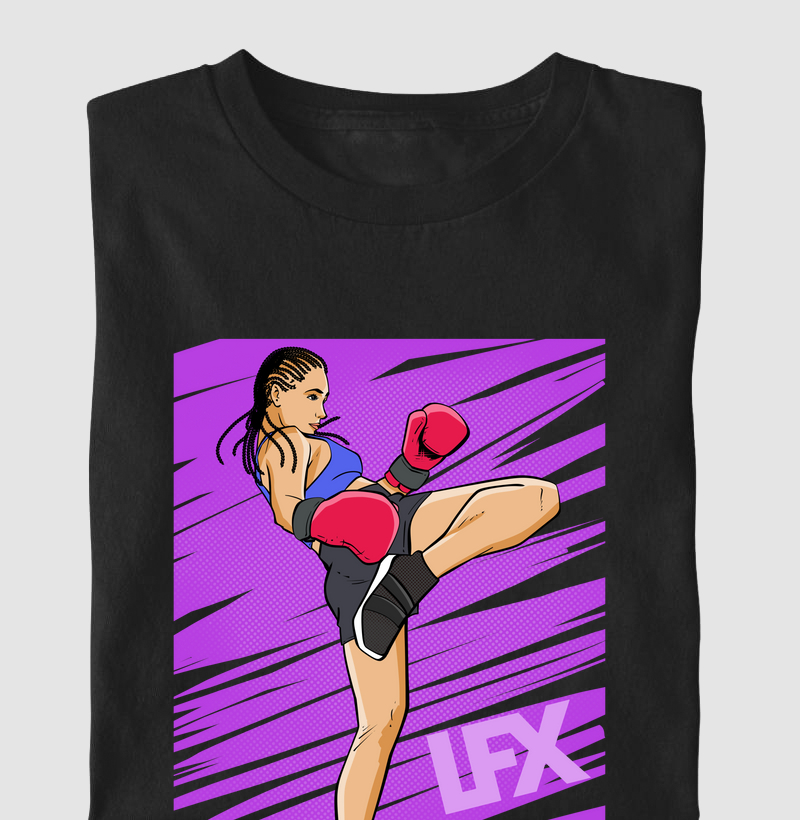 Mulher fazendo kickboxing V01
