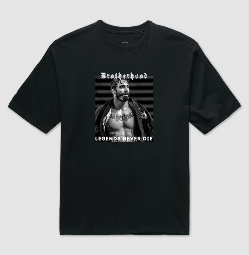 Camiseta Oversized Legends Never Die 
