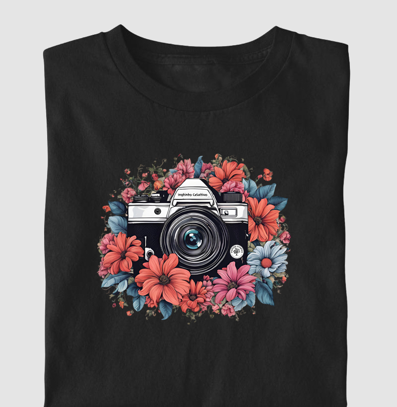 Camisetas / Imagens Criativas / Câmera Floral 2