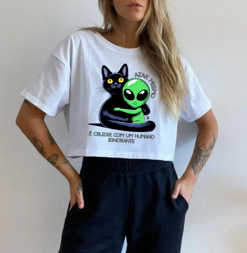 [Cropped] Azar mesmo é cruzar com um humano ignorante - Gato Preto