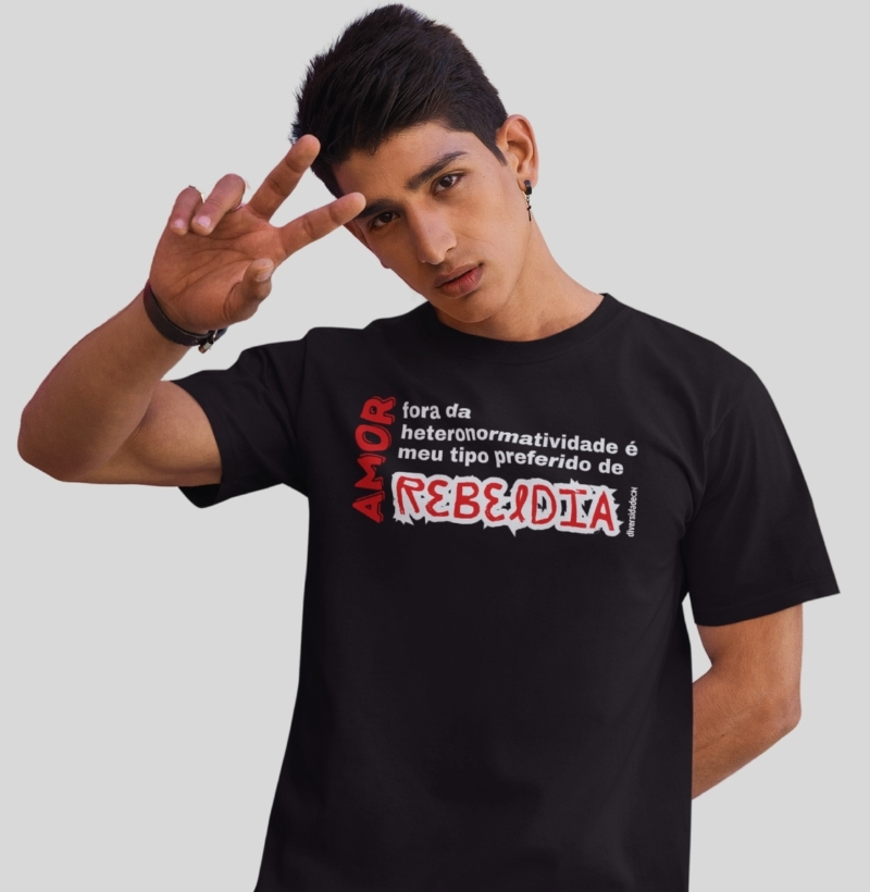 Amor Fora da Heteronormatividade é Meu Tipo Preferido de Rebeldia.