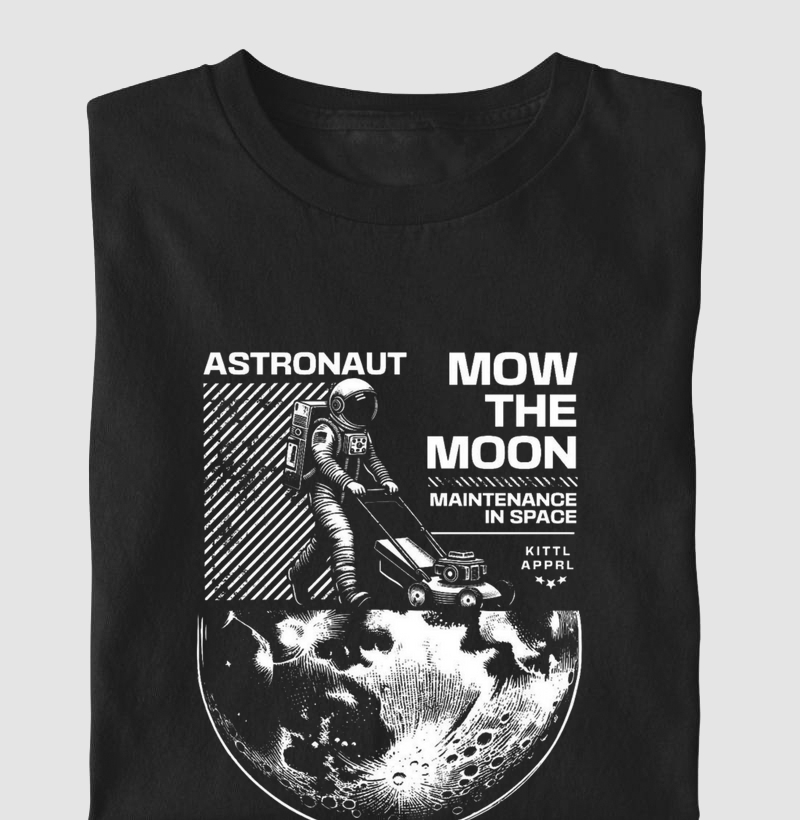 Astronaut Mow the Moon
