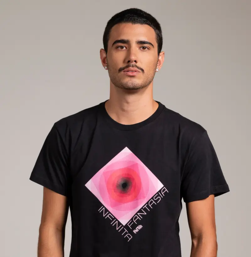 T-SHIRT "INFINITA FANTASIA" / MAGENTA ESTAMPA GRANDE