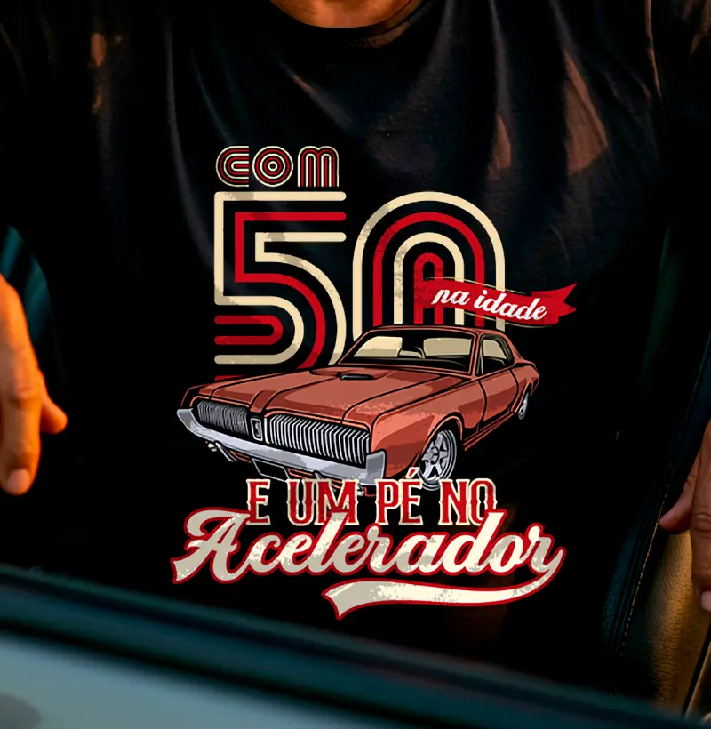 Com 50 na idade e um pé no acelerador