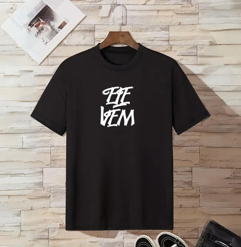 Camiseta Cristã "Ele Vem"