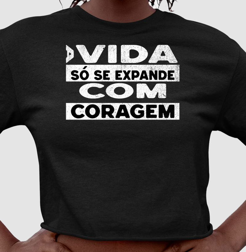 A Vida Só Se Expande com Coragem | Mini Tee | Unissex