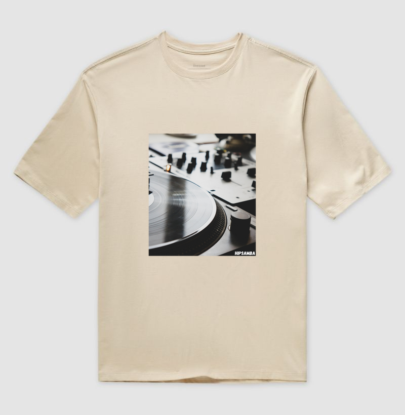 Oversized pic up 