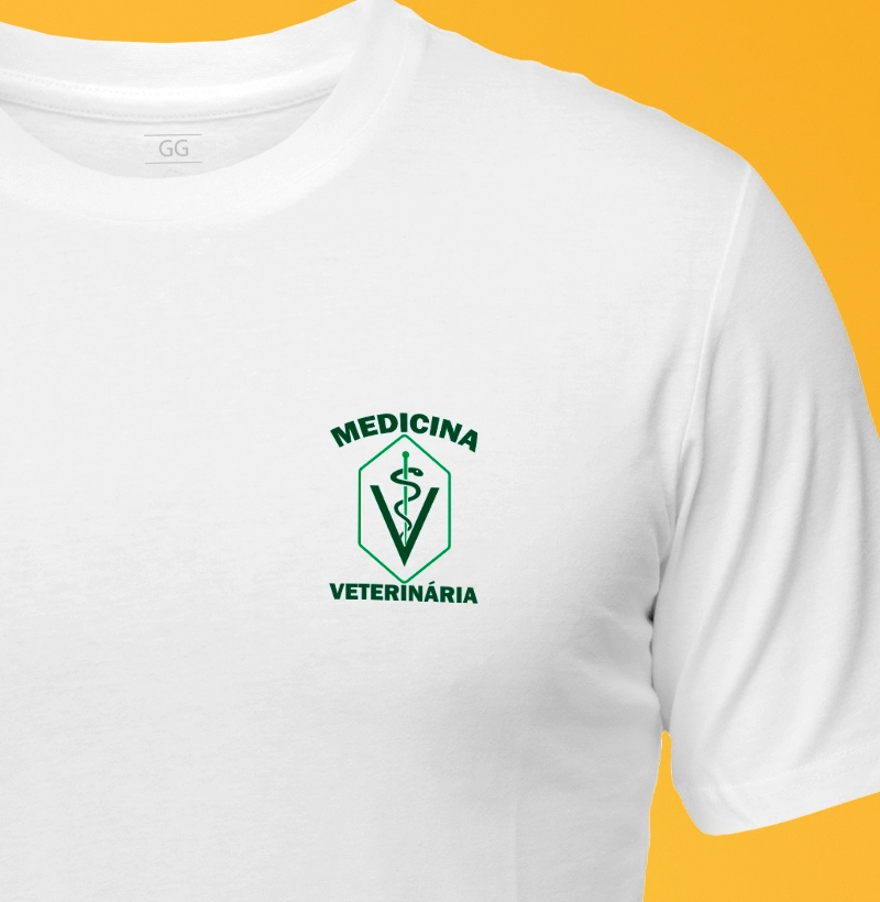 Camiseta Medicina Veterinária símbolo no peito - masculina