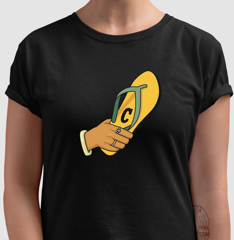 Camiseta "Chinelo na mão"