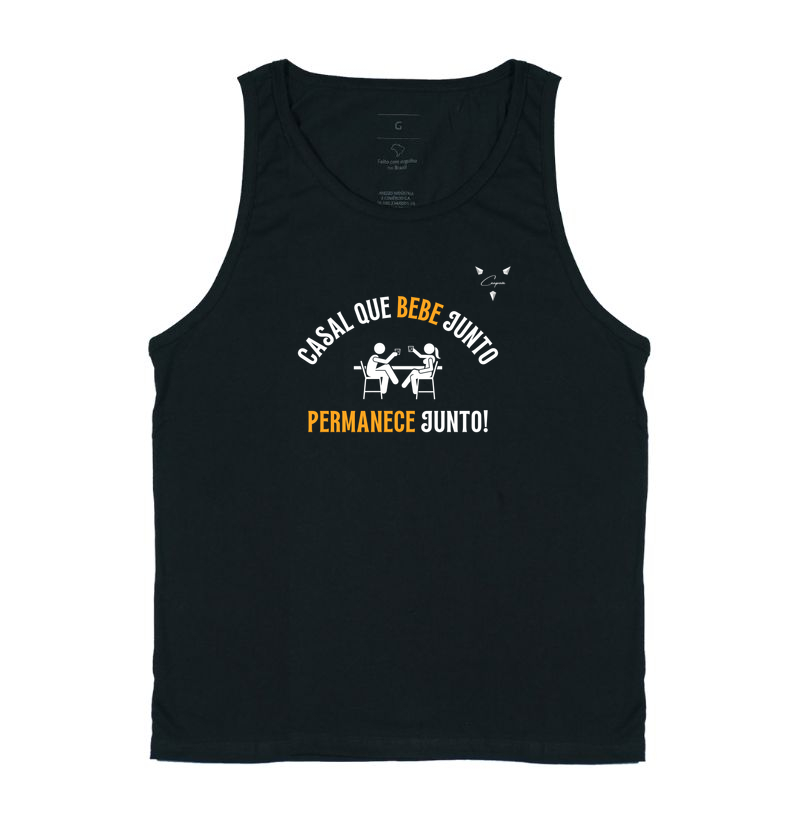 "casal que bebe junto"