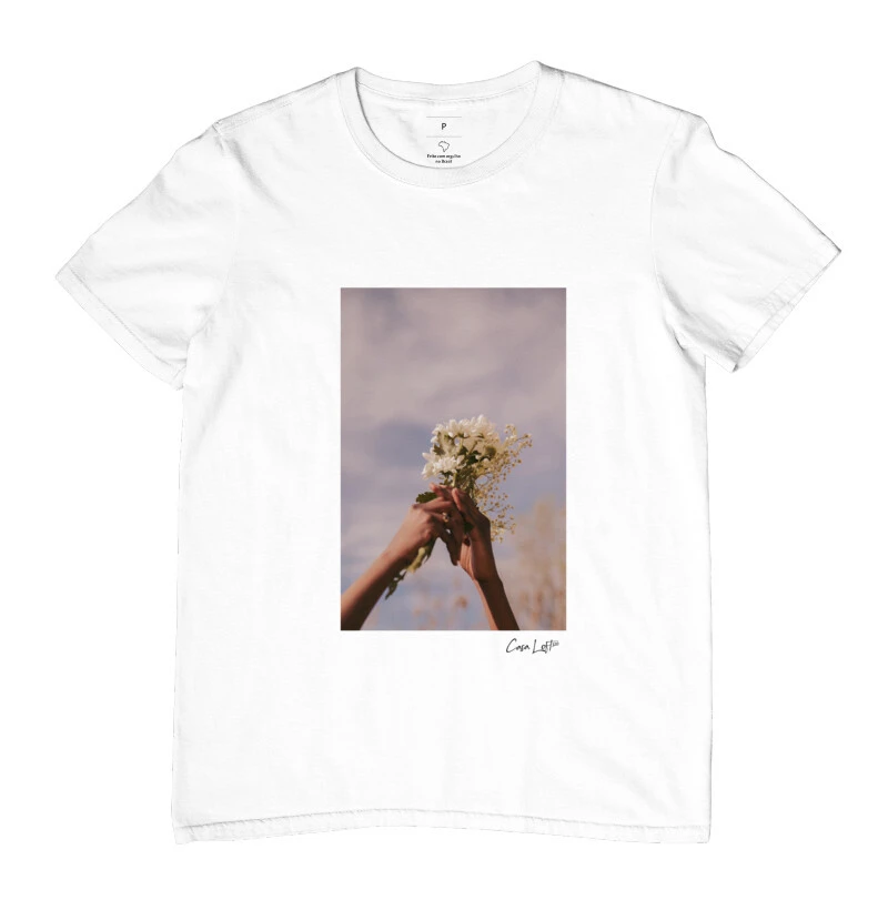 Camiseta Dando Flores cl320