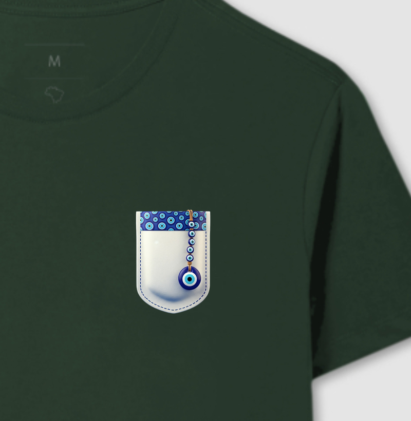 Camiseta Olho de Hórus – Intuição, Proteção e Poder Ancestral