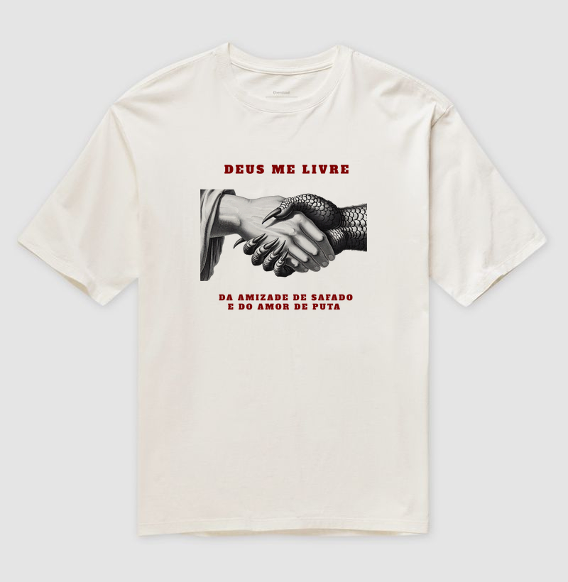 CAMISETA OVERSIZED DEUS ME LIVRE