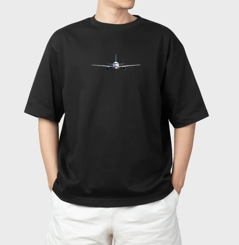 Camiseta Oversized Viajante de Avião